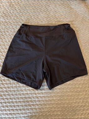 Rabbit Women’s Black High-Waist Running Shorts
